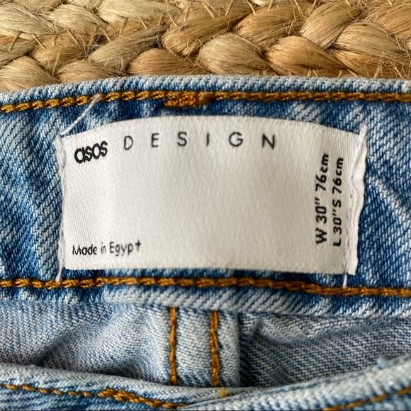 ASOS Design Blue Light Wash Denim Jeans Tapered Leg “Unisex” Streetwear Style - Picture 4 of 9